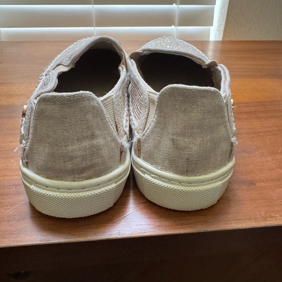 Yellow Box Women's Glitter Loafers women’s sized 6 - Picture 8 of 13